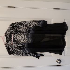 Blousey, flowey, top.